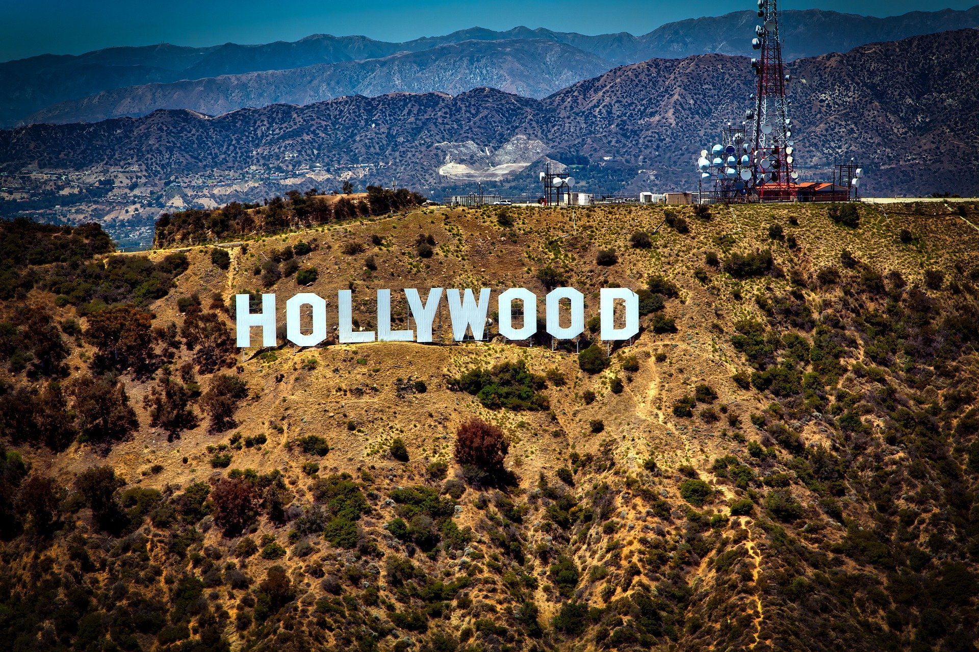 picture of the Hollywood sign
