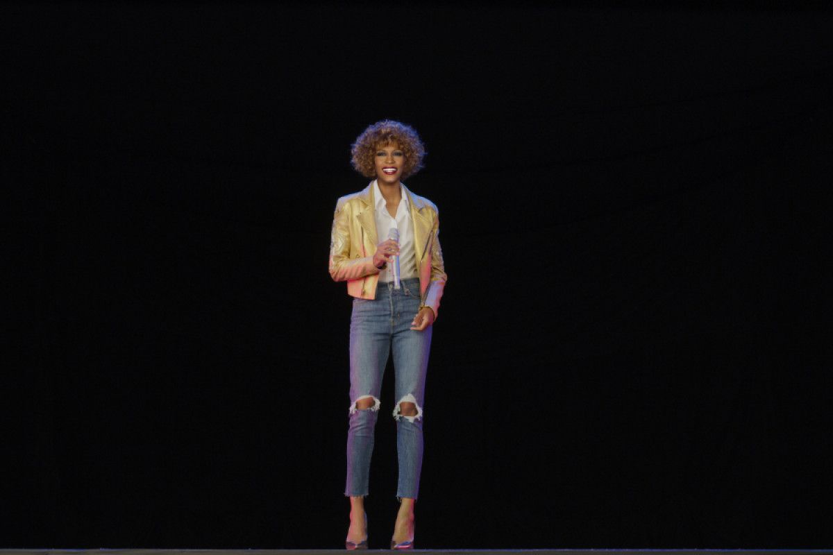 The Whitney Houston hologram from BASE Hologram.